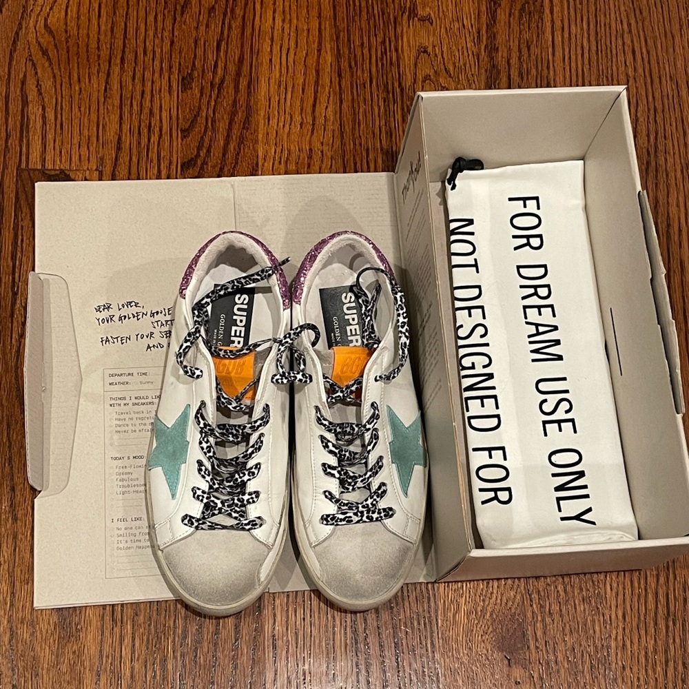 Golden Goose Sneakers